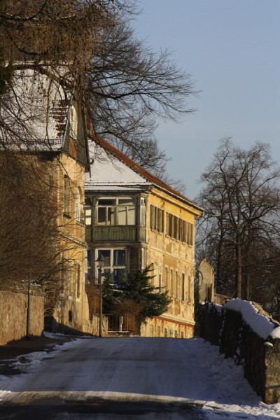 Oberes Ende der Weinbergstraße, Gebäudeensemble des ehemaligen »Weinguts Hofmannsberg« Foto: S. Graedtke