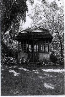 Eduard-Bilz-Str. 23